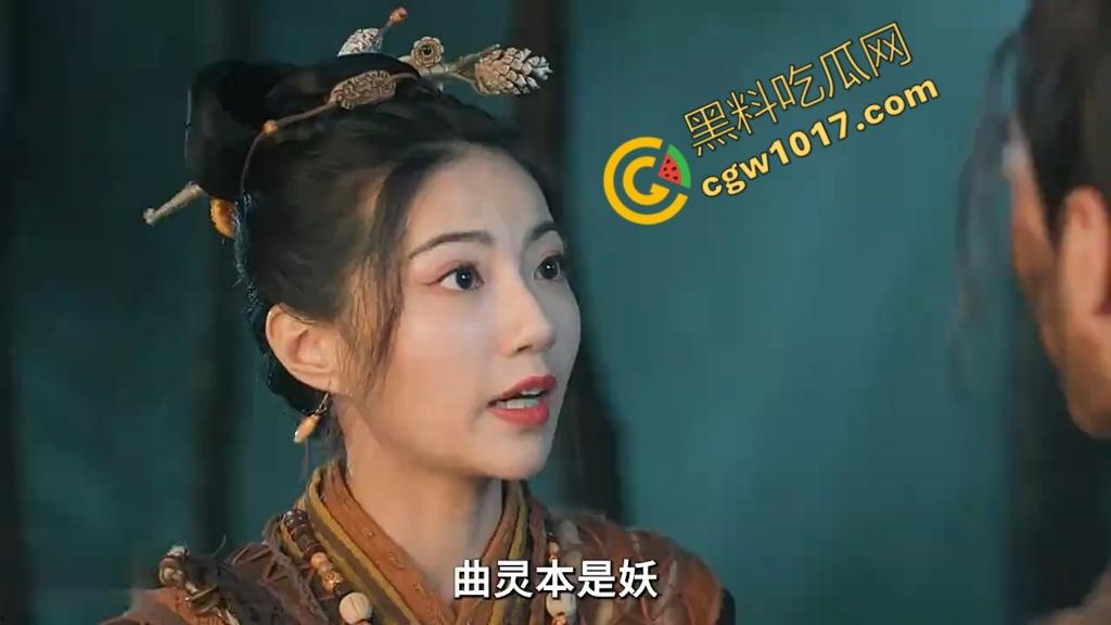 《金蛇夫人:血腥幽冥之旅》:九头蛇女与冥妖的恐怖对决,生死边缘的绝命搏杀,驱散黑暗,铸就英雄传奇!-9