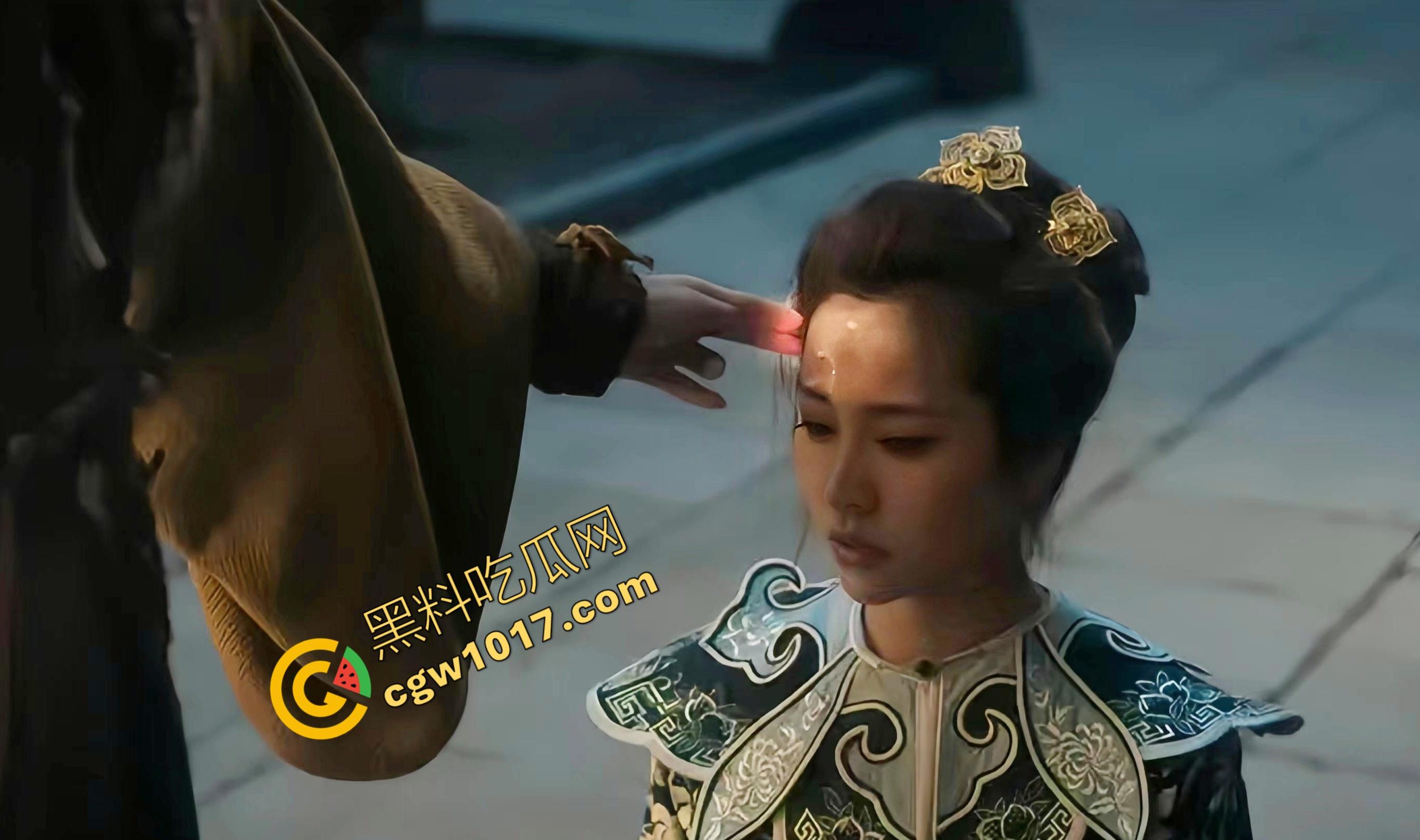 《金蛇夫人：血腥幽冥之旅》：九头蛇女与冥妖的恐怖对决，生死边缘的绝命搏杀，驱散黑暗，铸就英雄传奇！-10