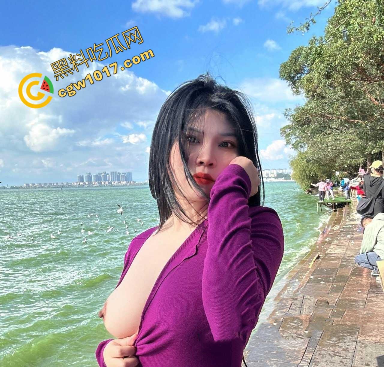 湖南爆乳美人户外大胆露奶，火辣身材勾魂摄魄，绿帽老公疯狂拍下春光无限，骚穴淫声连连，男人看了一定哈喇子狂流！-8