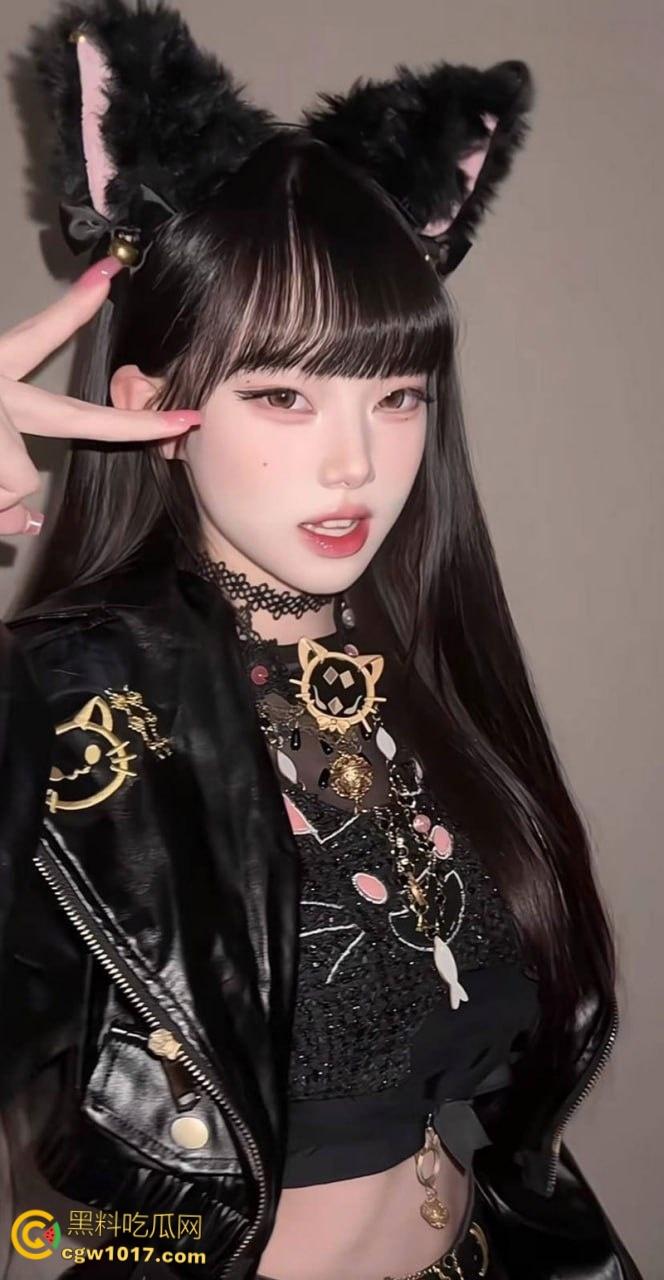 抖音五百万御姐网红【Ke08】,AI脱衣福利视频,五屌怼脸颜射,无套内射白虎嫩穴,逼脸同框诱惑十足!-2