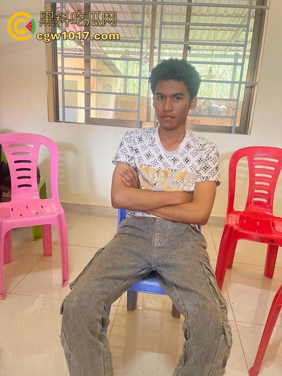 柬埔寨磅湛省灭门惨案 吸毒男子因争吵直接纵火砍人 造成9人死亡 包括一名5岁女童 老婆的娘家无一生还!-2