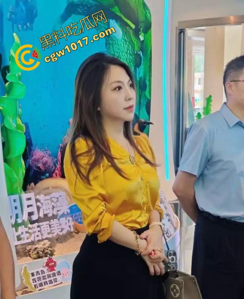 青岛未来盛世管理公司内幕大曝光：女经理【杨琨】色诱商政两界，裸照换资源，陪睡领导，私生活淫荡惊四座！-4