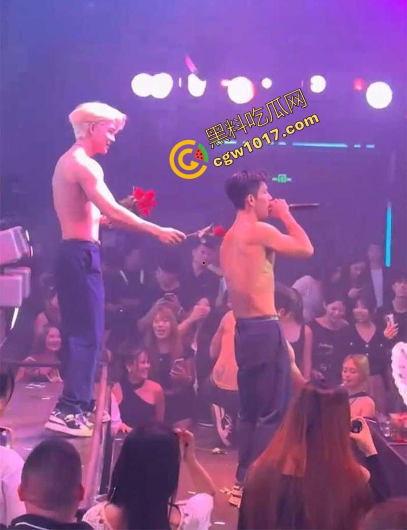 KTV会所少爷秘密训练：帅哥们的全能“修罗场”！只唱歌不够，绝技齐飞、话术奇口，为客人献身，舍命演绎“极乐餐”！-7