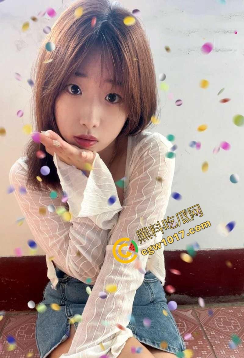 邯郸清纯少女【沈悦丽】不雅视频震惊四座!跪地口交,母狗骚态百出,微信自曝“公共母狗”,求更多男人轮流蹂躏!-2