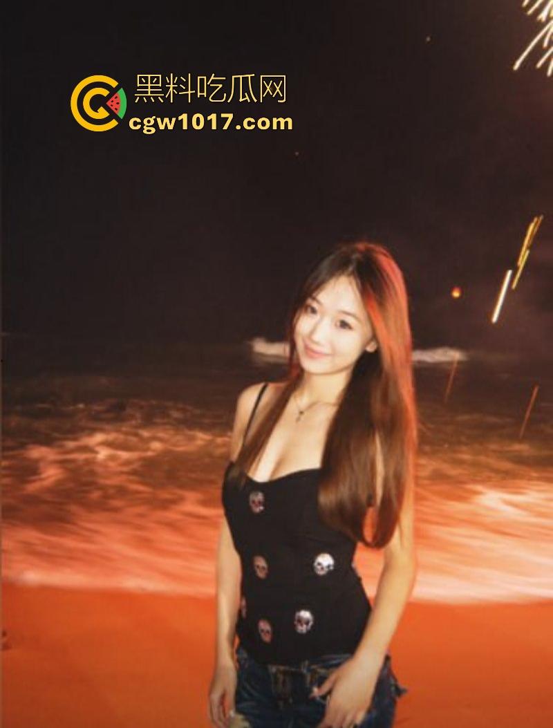 武汉师范学院大三学姐【廖子晴】露脸性爱视频曝光，翘臀高撅摇晃求插眼神饥渴，无套猛冲蜜穴淫液喷溅！-4