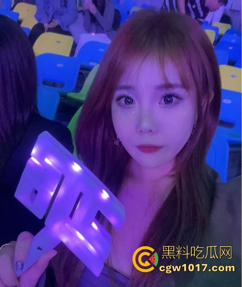 山东潍坊第二医科大学大奶母狗【许沫】欲焰焚身最骚大奶护士，各种骑乘无套猛插，胖是胖了点但胜在够骚！-3