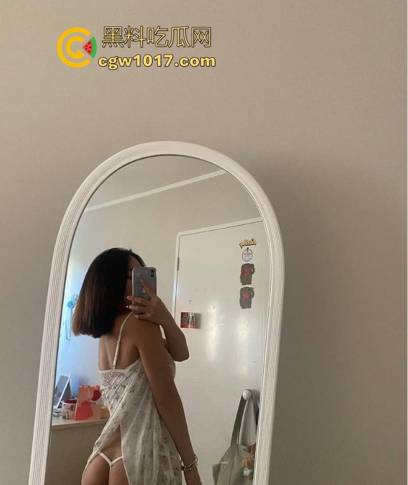 河北微胖母狗【魏志敏】极品骚逼母狗调教日常曝光,猛男骑乘黑丝项圈跪地求操,皮鞭滴蜡露出无套啪啪!-1