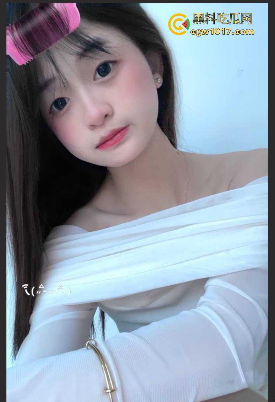 卫校不大创造神话!小情侣楼梯激情啪啪被偷拍!埋头苦干猛插女友,男女主被扒出,报告案发现场发现不明液体!-4