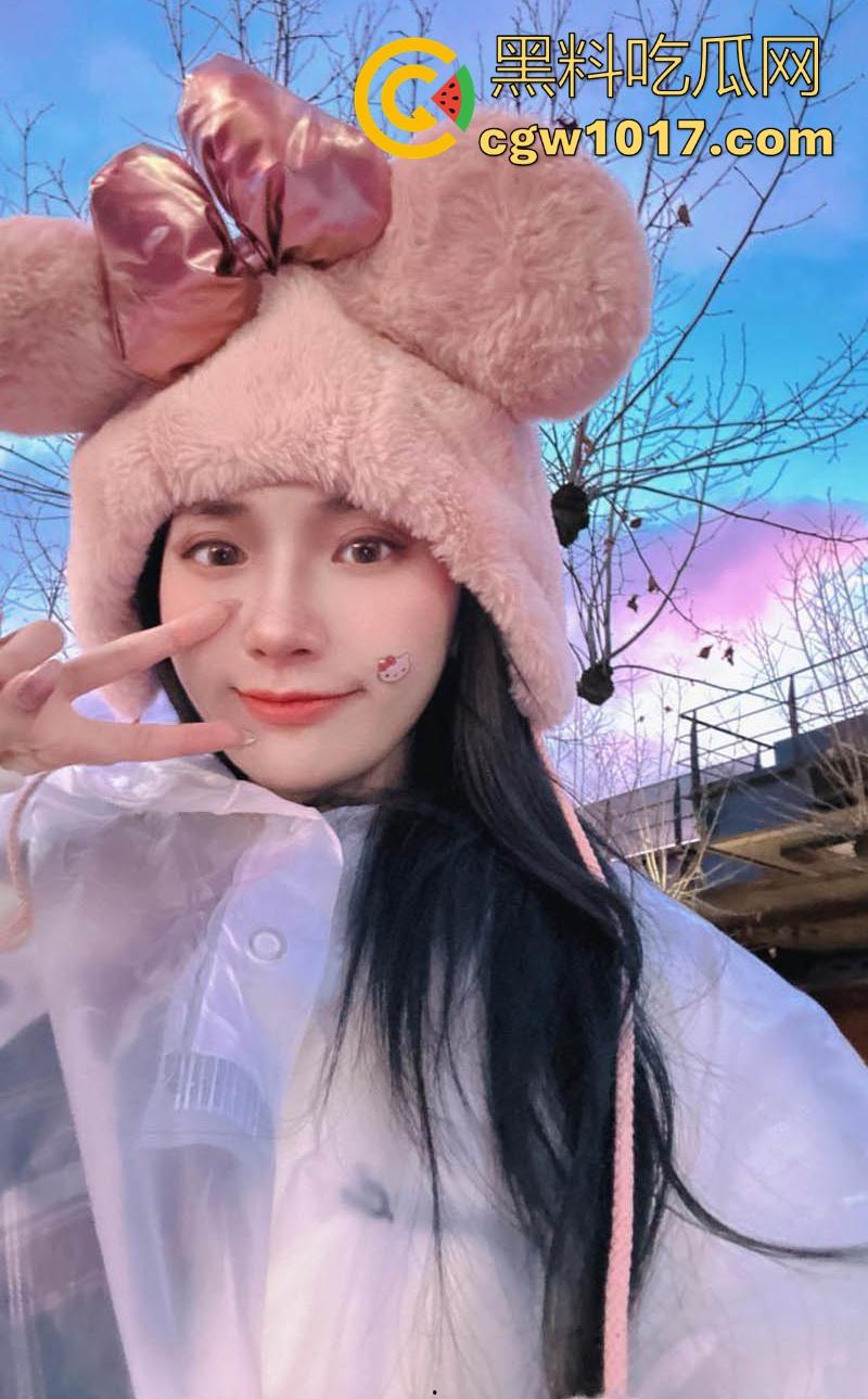 杭州设计公司高颜值前台【廖渔颖】公司高冷御姐生人勿近,私下黑丝母狗狂吮猛男大屌,高潮失禁潮喷浪叫销魂!-1