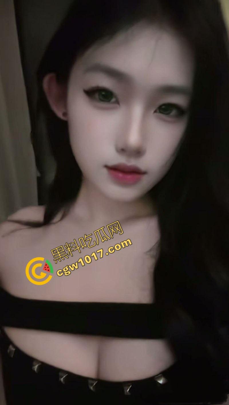 广东珠海传奇御姐,黑丝诱惑致胜!肉棒深喉激情四射,翘臀紧穴被猛操至高潮,金主激情射爆黑丝!-2