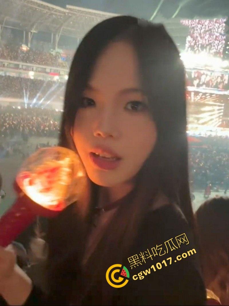 猛捅金融艳女!银行职员升职秘籍:深喉巨棒,翘臀翻滚,领导狂插爆鸡,人前淑女人后荡妇,极致淫乱视频曝光!-4