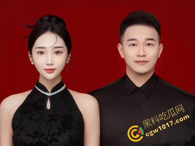 辽源巴卤社火锅店老板娘私下嗜好多人乱交,绿帽老公分享骚照,性感骚穴被无套爆操,白浆横流,淫靡不堪!-4