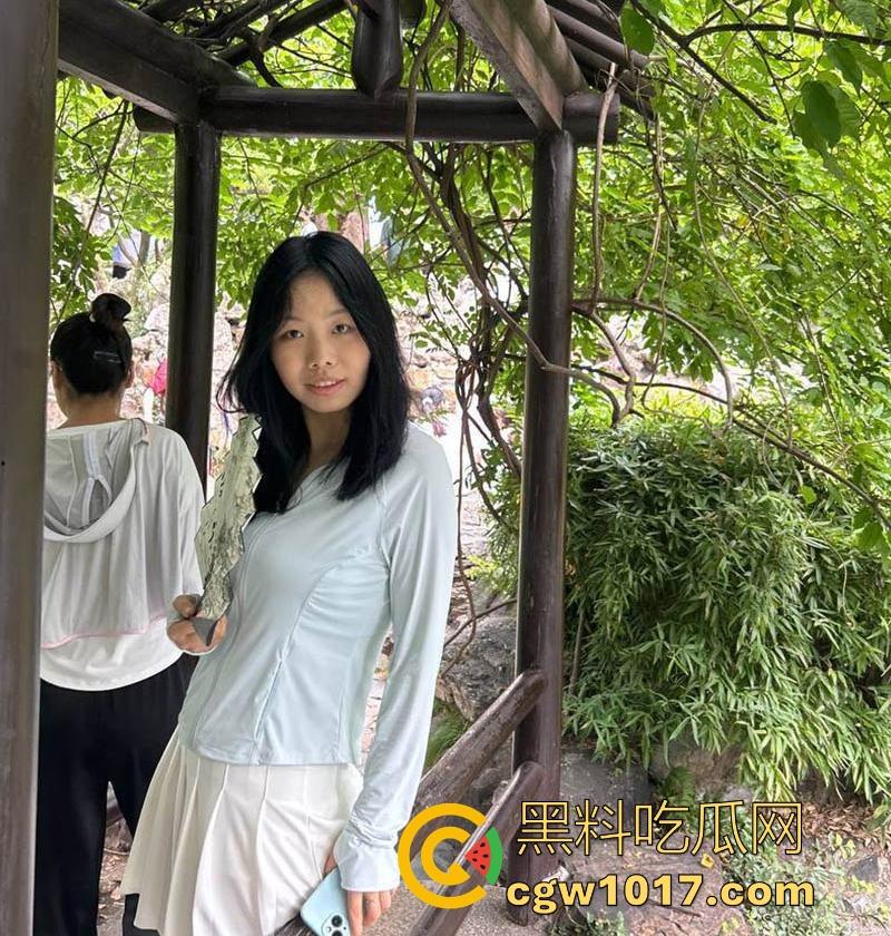 soul约炮长沙师范学院音乐系母狗【李悦】微胖巨乳魔鬼身材,性欲强如洪水猛兽,湿漉漉骚逼吞噬每根巨屌!-1