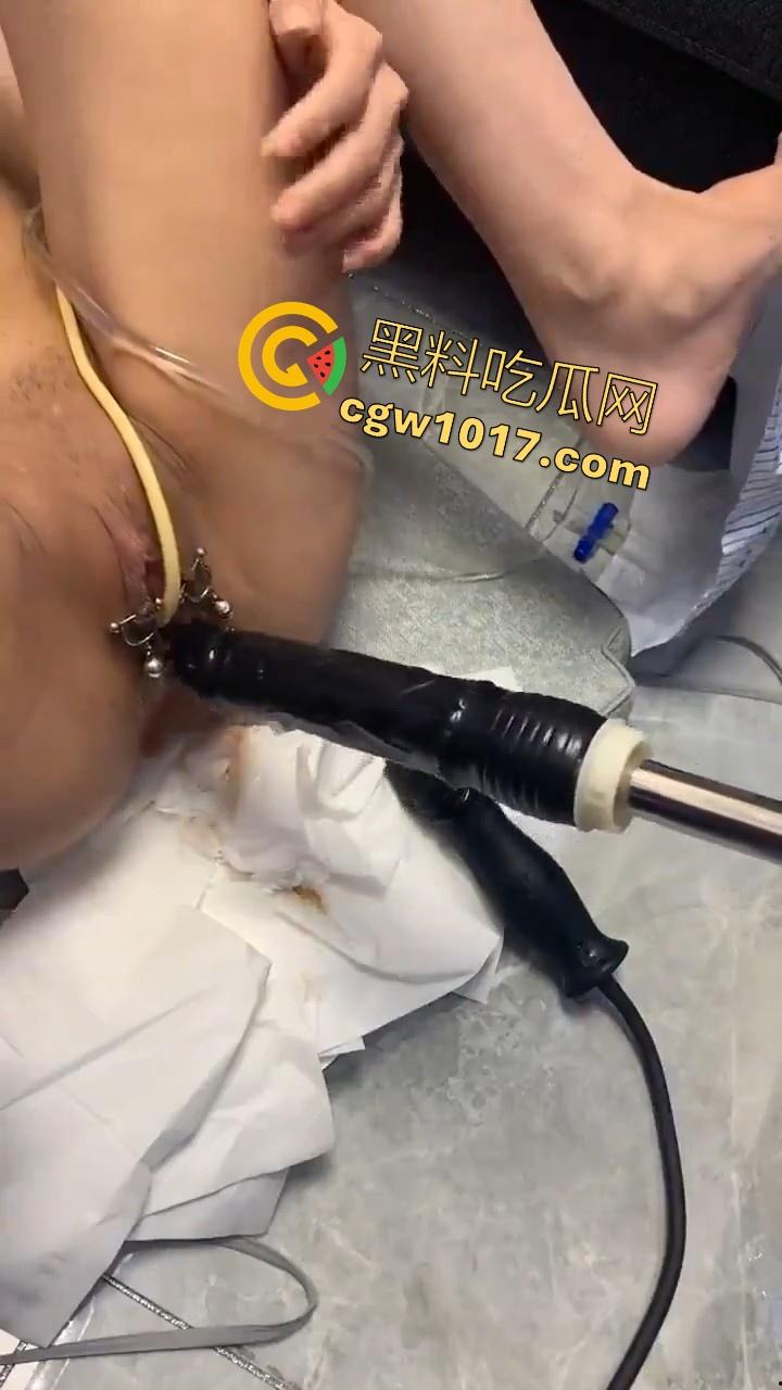 国产大神专业调教,安装尿袋开发菊花,大尺寸假屌其上,极其重口,但也极其专业,狠狠满足小骚逼!-6