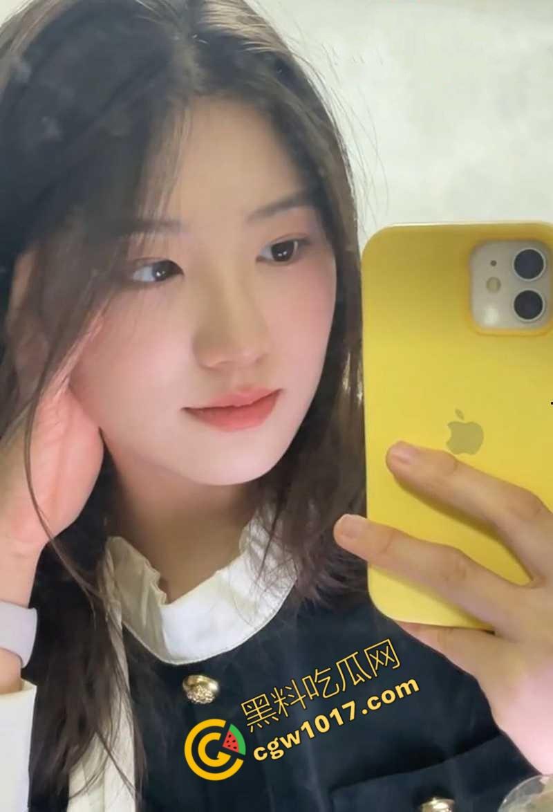 青岛风骚女护士【李沐皎】惊艳床技曝光:翘臀魅惑,无套狂欢,跳蛋激荡,深喉吞吐如母狗般饥渴-2