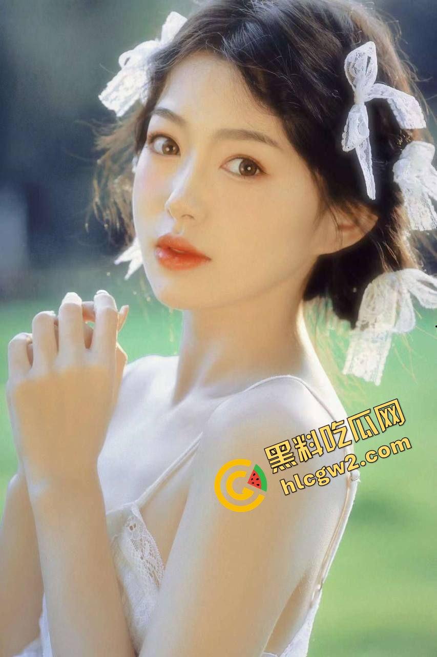 辽宁职业学院毕业骚鸡『王涵语』出租屋裸露骚舞!酒店手撕黑丝坐压坤巴!独家流出!-3