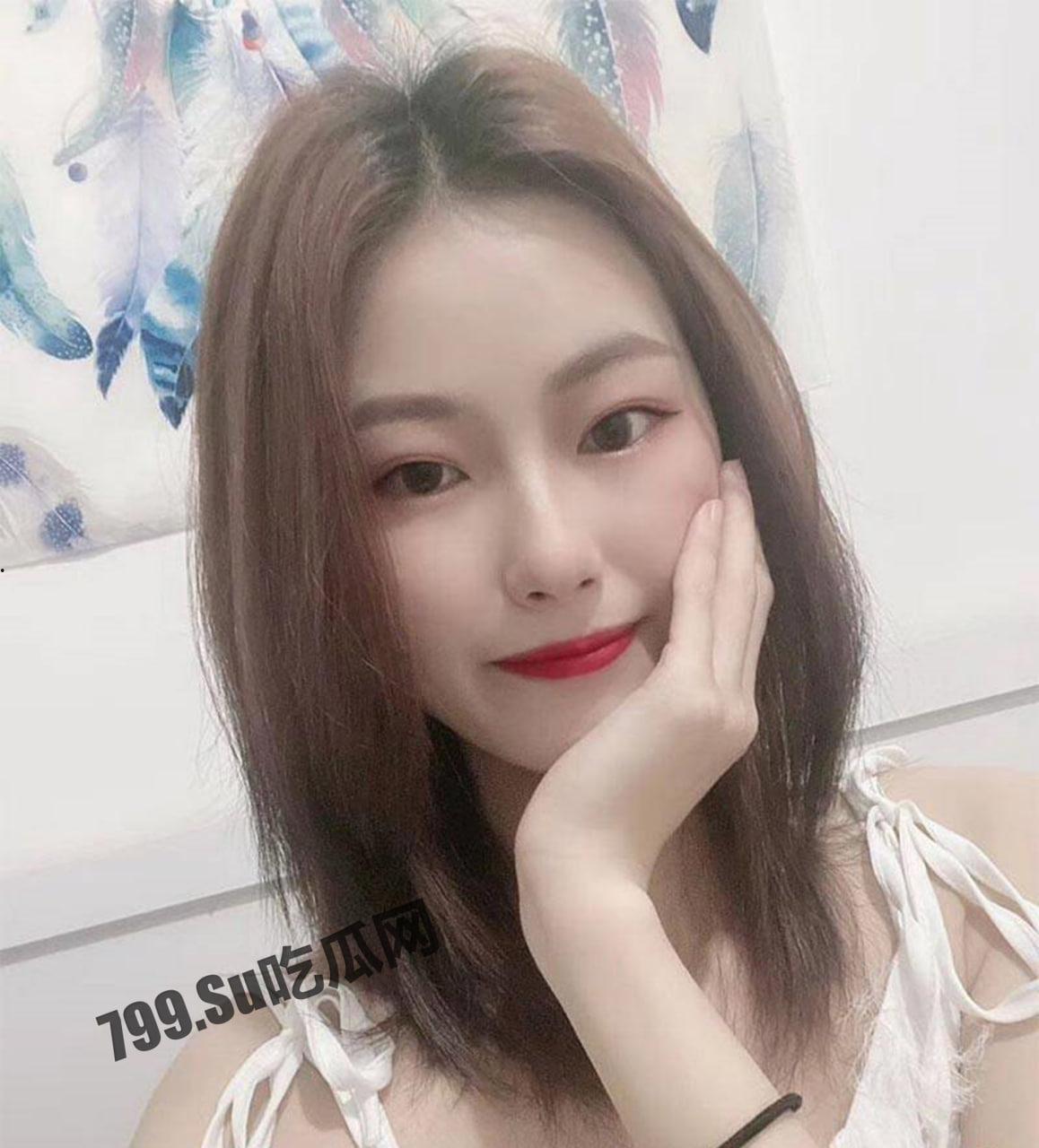 云盘泄密 大连海事大学 大二学妹张帆 与男友性爱视频泄漏 是个爱吃鸡巴的好女孩-7