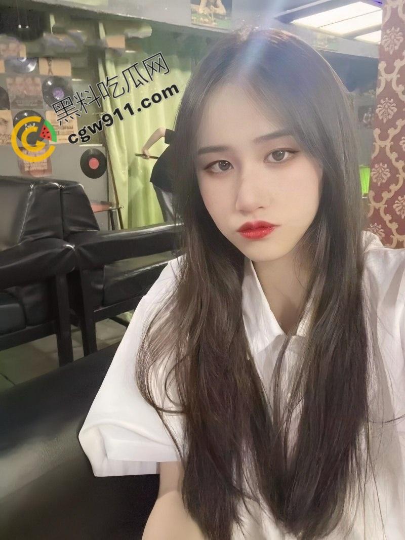 江西婺源长腿骚货【朱亚慧】私密视频曝光:火辣身材巨乳晃荡,被男友粗暴爆操,颜射满脸,蜜穴汁水横流,淫荡爆表-3