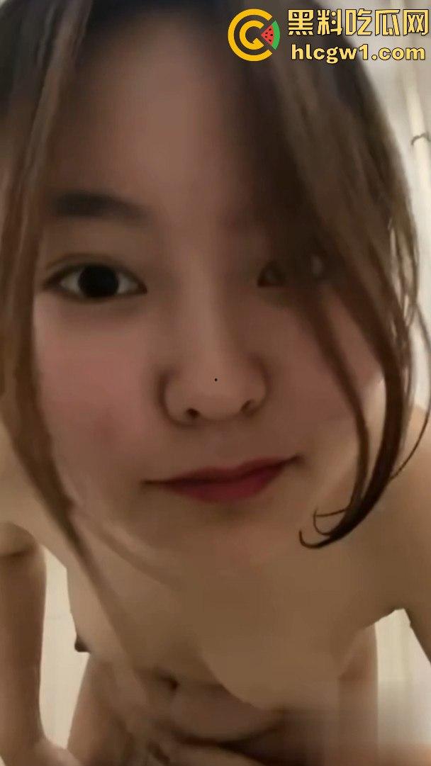 烟台大学城的最新破事儿！大三『李志敏』白天扮纯晚上扮狗，分手后渣男爆出猛操视频，屁股颠得比马都狠！-10