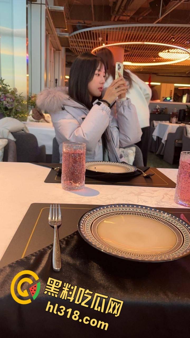 长春市陌陌艳遇,花点小钱就能约操骚货,蕾丝情趣装兔耳诱惑,让人爱不释手女上位疯狂抽插 !-1