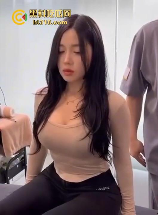 让我们一起欣赏韩国顶级美女做SPA，凹凸有致的极品身材，这按摩手法得学，学多一门手艺傍身！-2