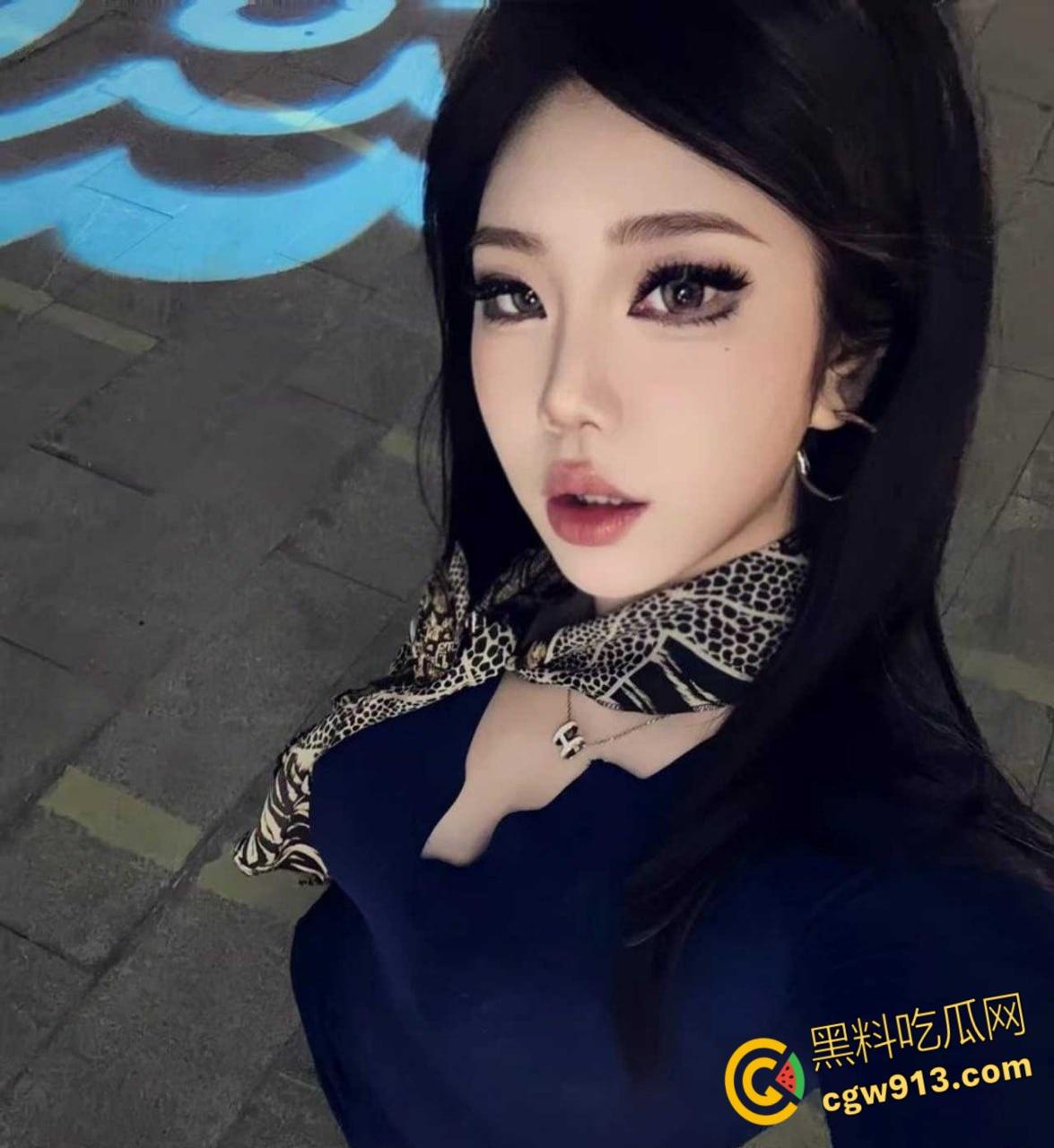 抖音高颜值网红【金美庭】,线下见面约炮金主,巨乳肥臀极致诱惑,情趣黑丝口交,女上骑乘疯狂榨精!-3