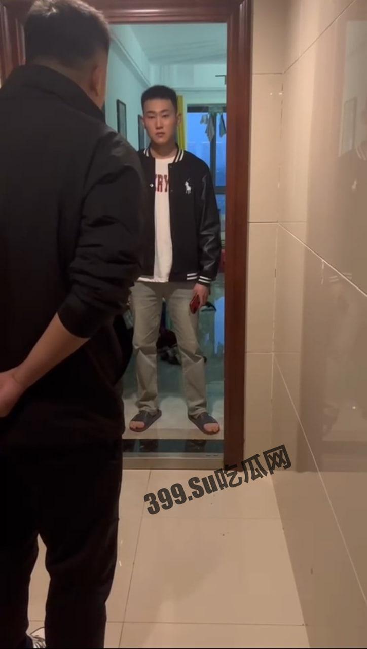 重庆 00 小伙后想走捷径 给富婆留纸条 其老公找上门!-3