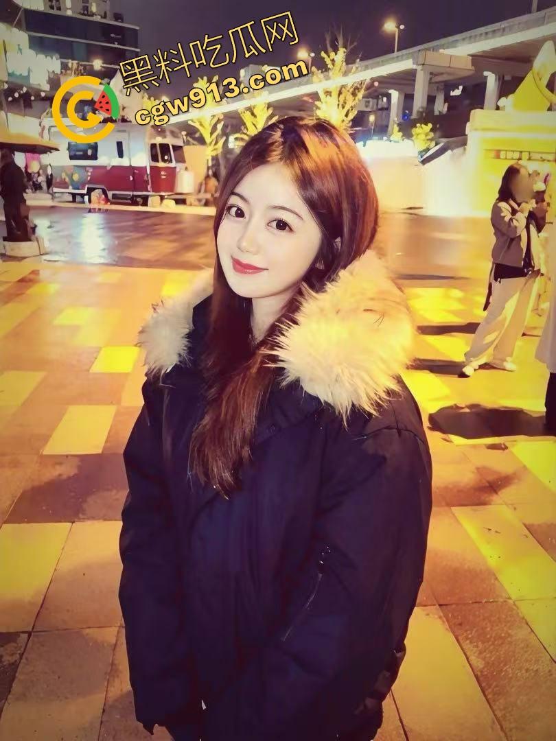 被扩张到失禁的发情母狗，肛门成了供人蹂躏的洞口，阴环母狗菊穴失守，高潮像溃堤般喷涌！-4