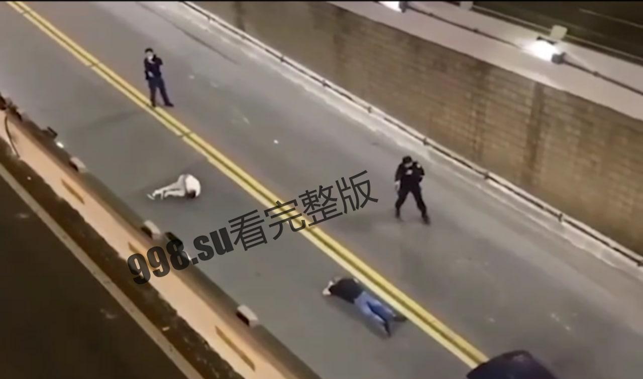 11.15台湾忠孝东路隧道,小伙撞死人还袭警遭警察击毙,全过程视频-3