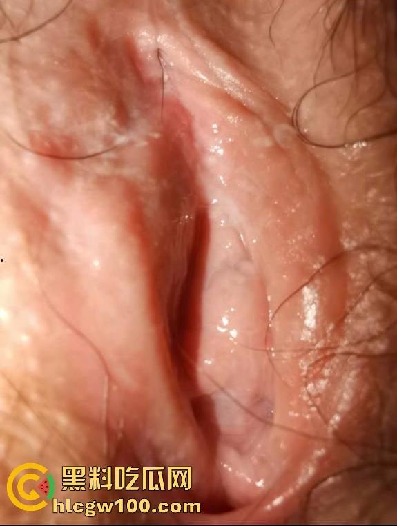 抖音巨乳网红原【固执的守村人雪bee】现【恩果】收费福利爆出，跳蛋直播爽到翻白眼！-44