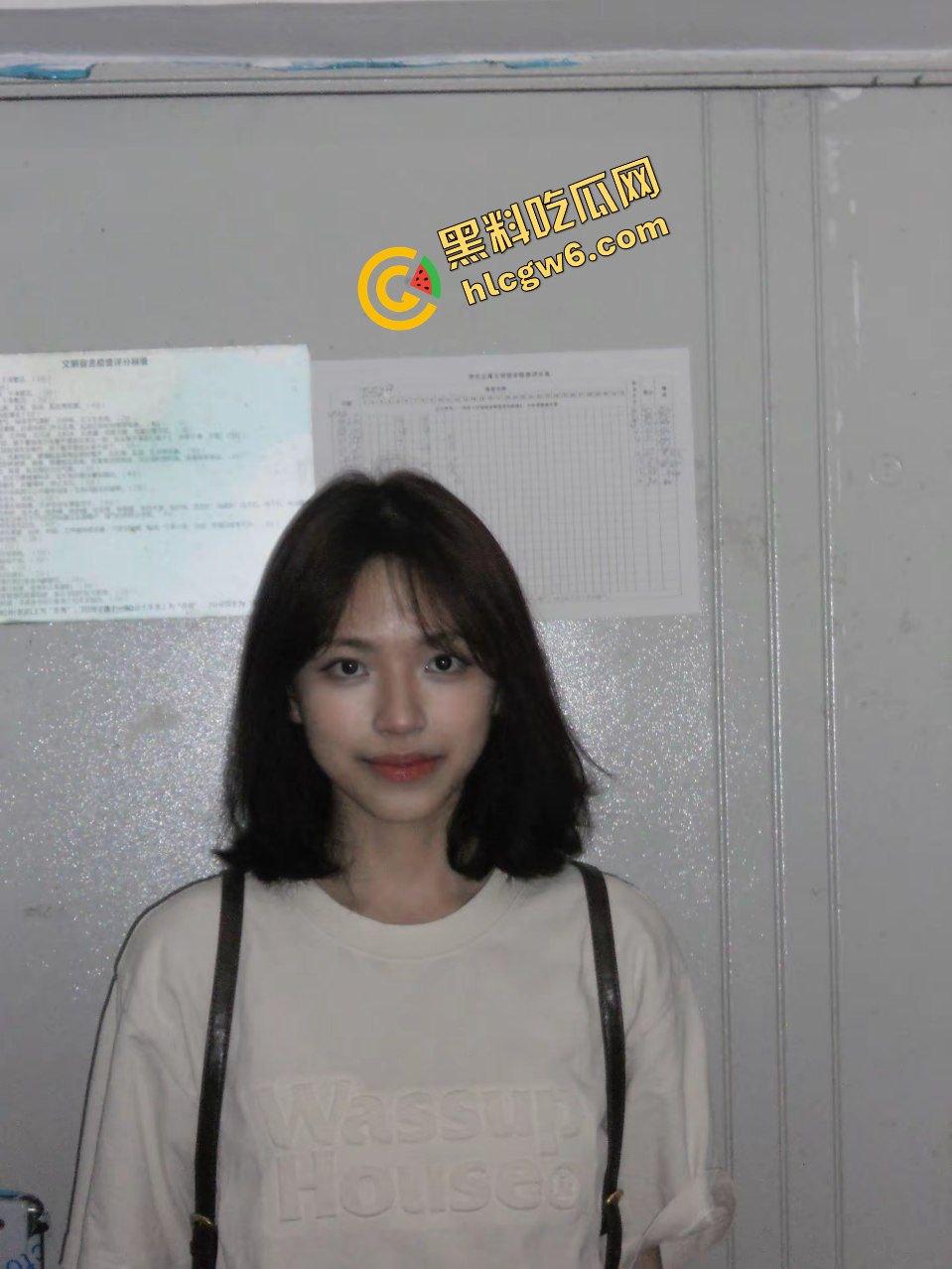 广西卫生职业大专反差骚鸡大二学生『陈晨』健身男友酒店拉手爆操骚逼！私拍性爱泄密流出！原创曝光！-8