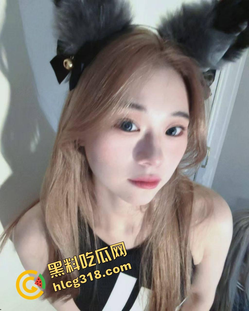 就好这口，逼水被打出来的母狗最带感，不叫不哭只会喷水，抽一鞭就高潮，SM玩成了喷泉表演！-3